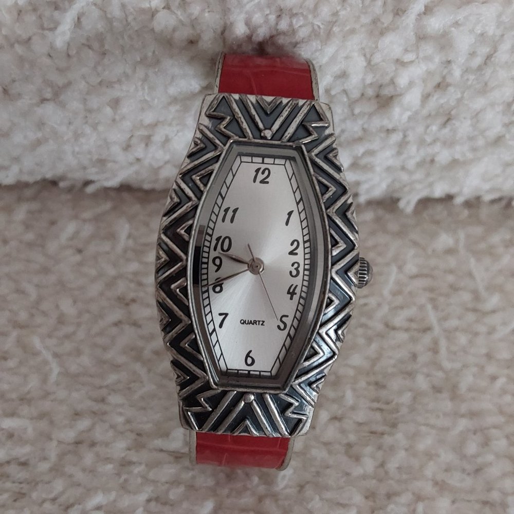 Silvertone Sw Pattern Hinged Bracelet Cuff Quartz… - image 1